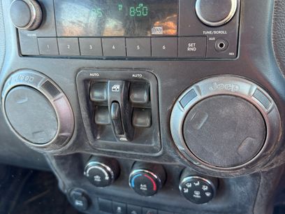 Used 2015 Jeep Wrangler Unlimited Sport