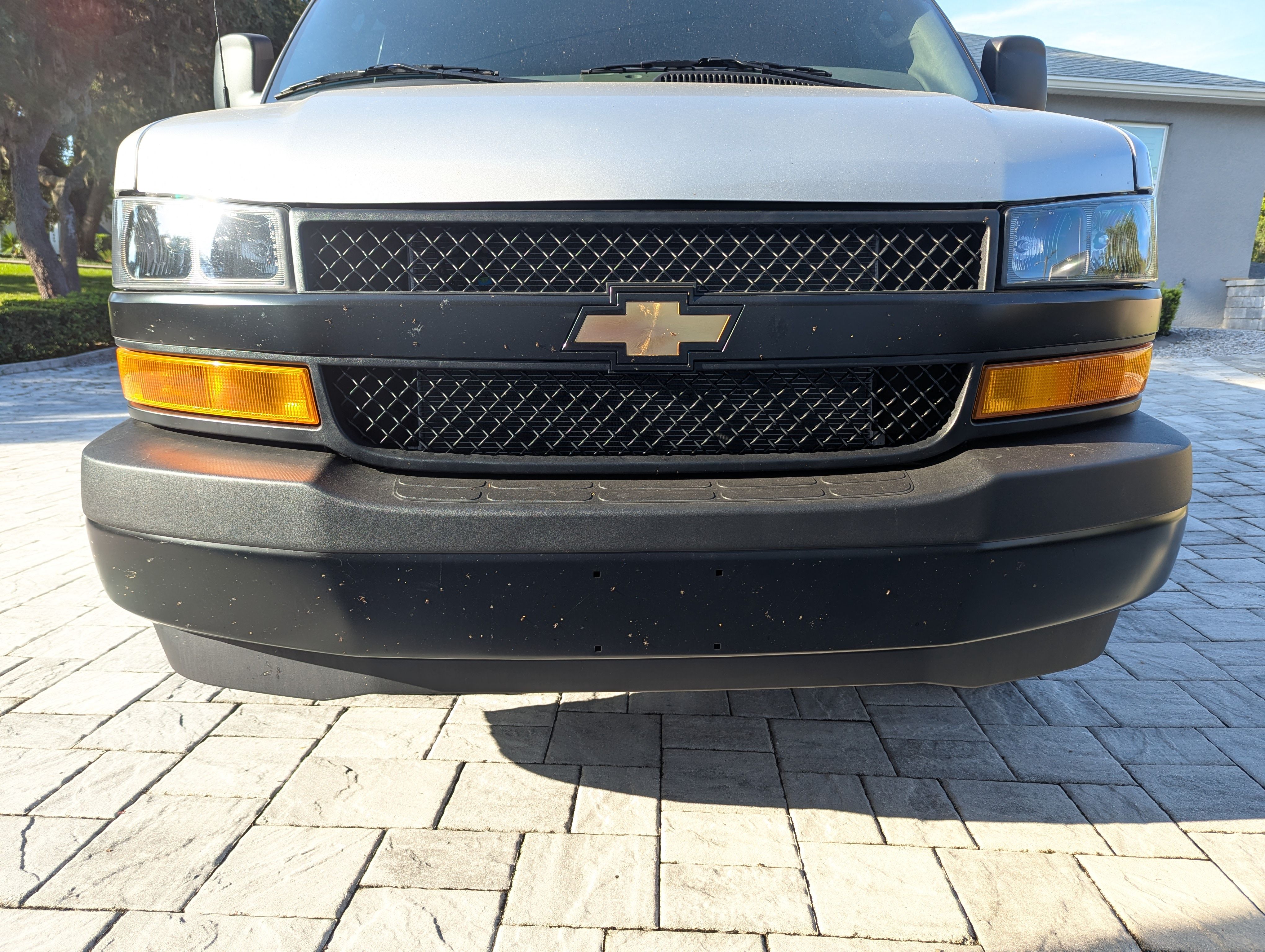 Used 2025 Chevrolet Express 2500 w/ Driver Convenience Package RWD image 6