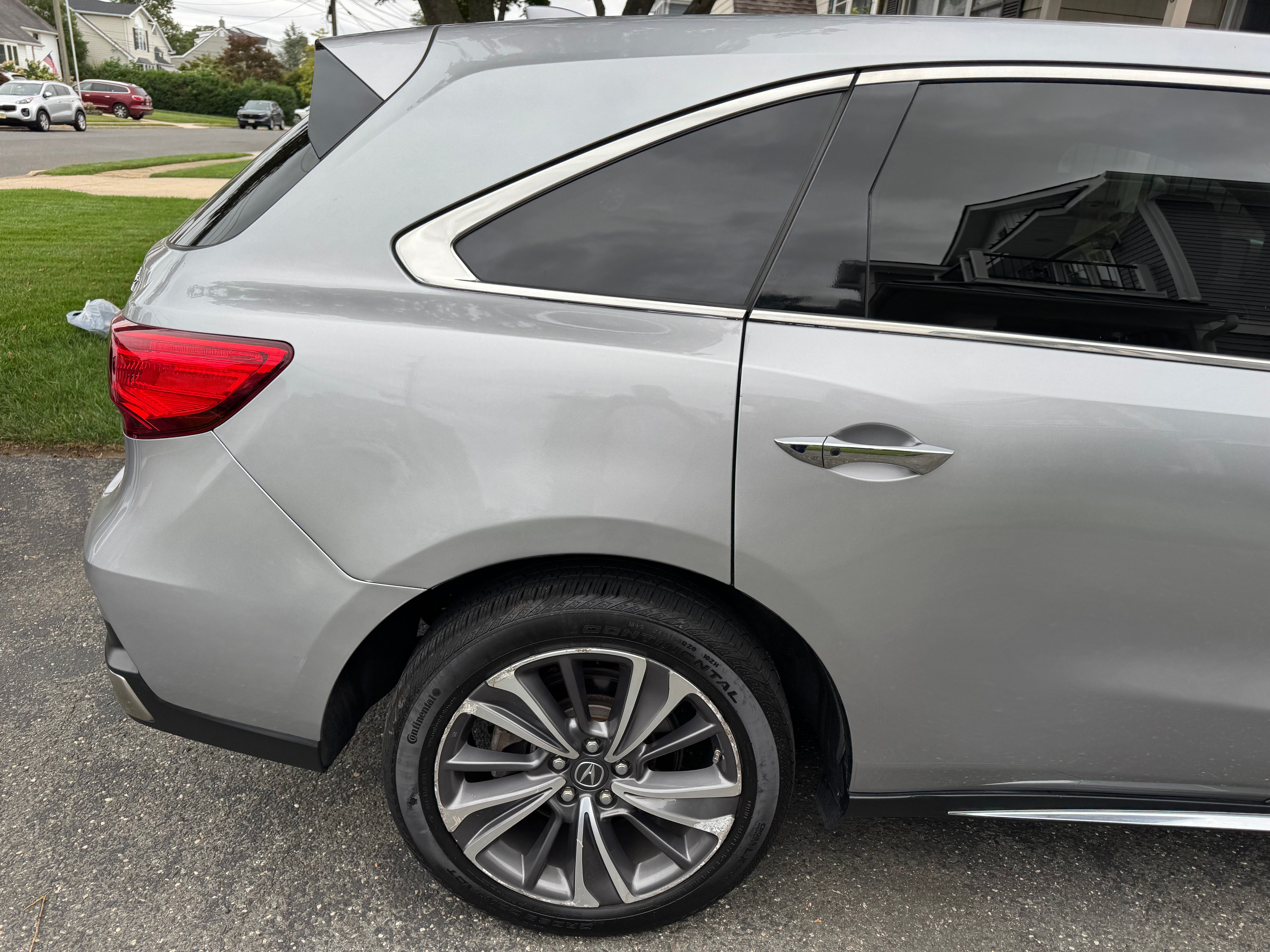 Used 2019 Acura MDX w/ Technology Package AWD/4WD image 5