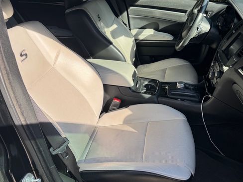 Used 2017 Chrysler 300 S w/ 300S Premium Group 2 image 11