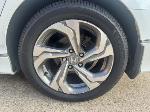 Used 2018 Honda Accord EX-L image 20