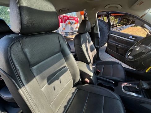 Used 2009 Volkswagen Jetta SEL image 5