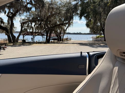 Used 2022 Mercedes-Benz E 450 Cabriolet image 5