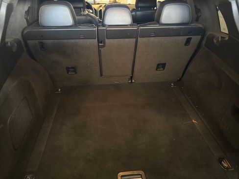 Used 2011 Porsche Cayenne Turbo image 26