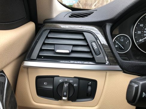 Used 2012 BMW 328i Sedan image 12