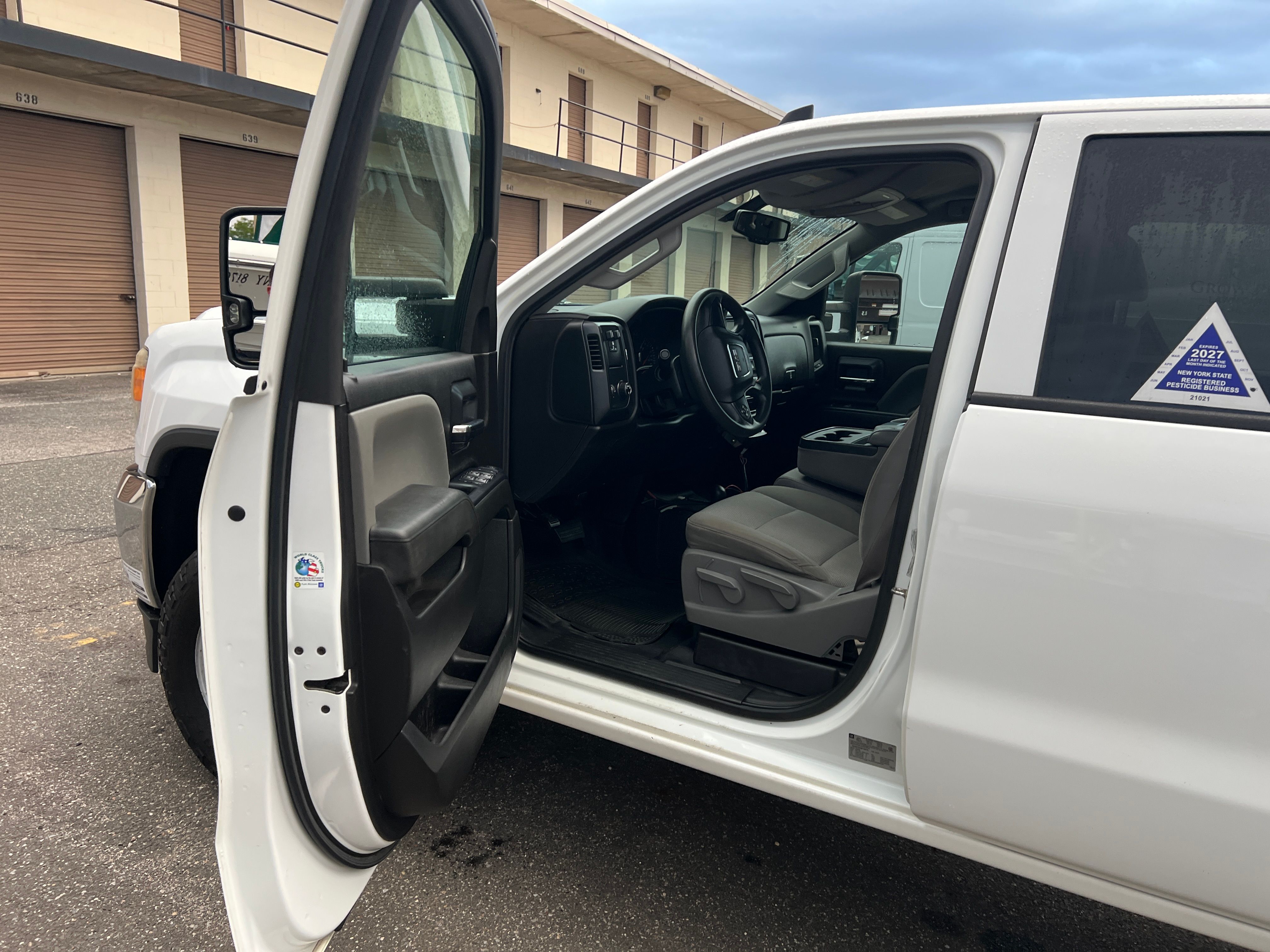 Used 2016 GMC Sierra 3500 4x4 Crew Cab w/ Sierra Convenience Package image 15