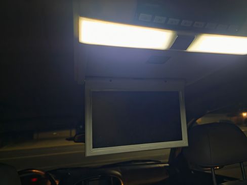 Used 2004 Toyota Sequoia Limited image 6