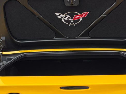 Used 2004 Chevrolet Corvette Convertible w/ Preferred Equipment Group image 12