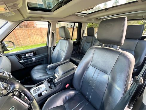 Used 2016 Land Rover LR4 HSE AWD/4WD image 13