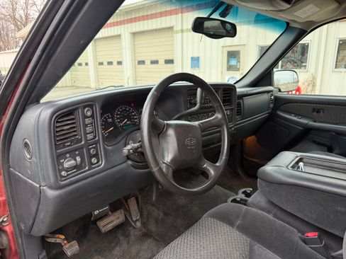 Used 2002 Chevrolet Avalanche 4x4 w/ Off-Road Suspension Pkg image 4