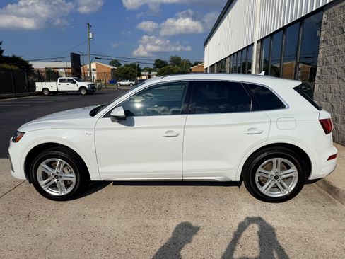 Used 2024 Audi Q5 e Premium Plus w/ Premium Plus Package AWD/4WD image 6