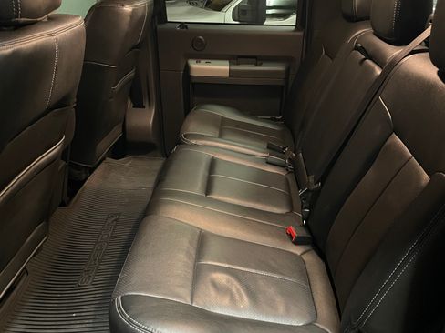 Used 2016 Ford F250 Lariat w/ Lariat Ultimate Package image 16