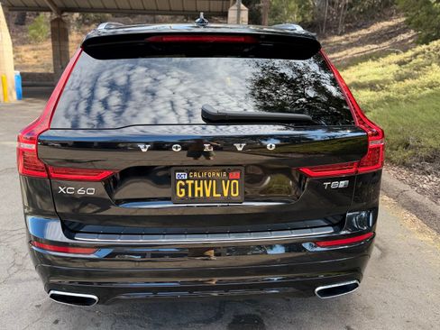 Used 2019 Volvo XC60 T8 R-Design w/ Advanced Package AWD/4WD image 12