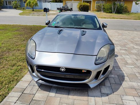 Used 2014 Jaguar F-TYPE S image 2