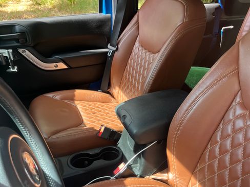 Used 2015 Jeep Wrangler Unlimited Sport w/ Quick Order Package 24S image 12