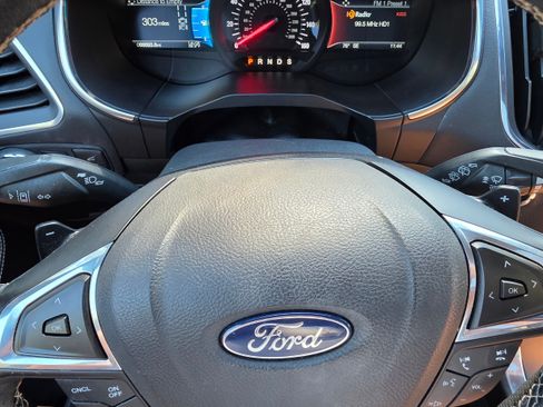 Used 2020 Ford Edge ST w/ Equipment Group 401A image 17