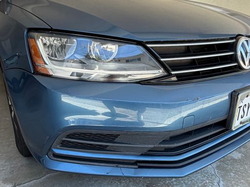 Used 2017 Volkswagen Jetta SE FWD image 10