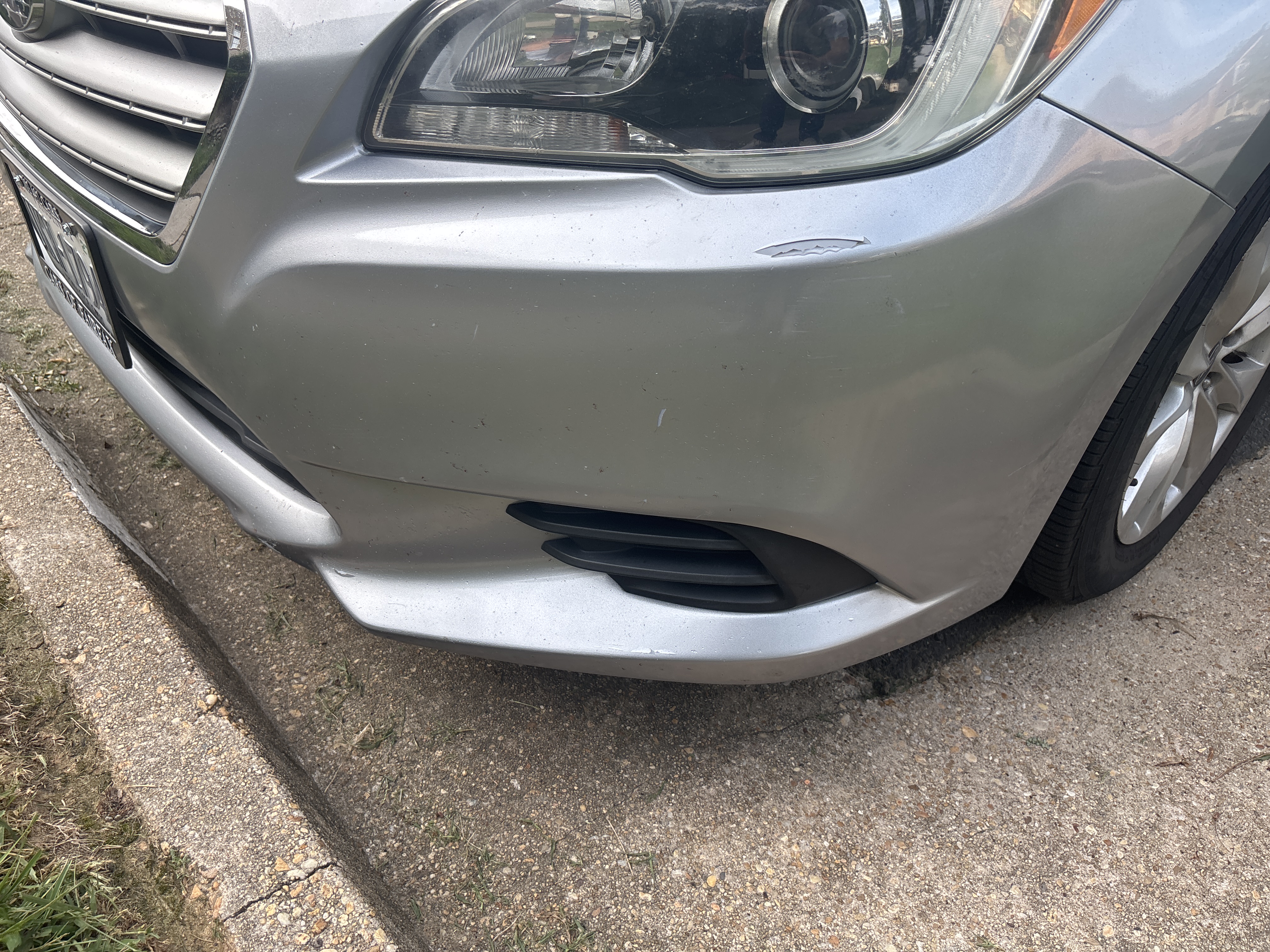 Used 2015 Subaru Legacy 2.5i Premium AWD/4WD image 19