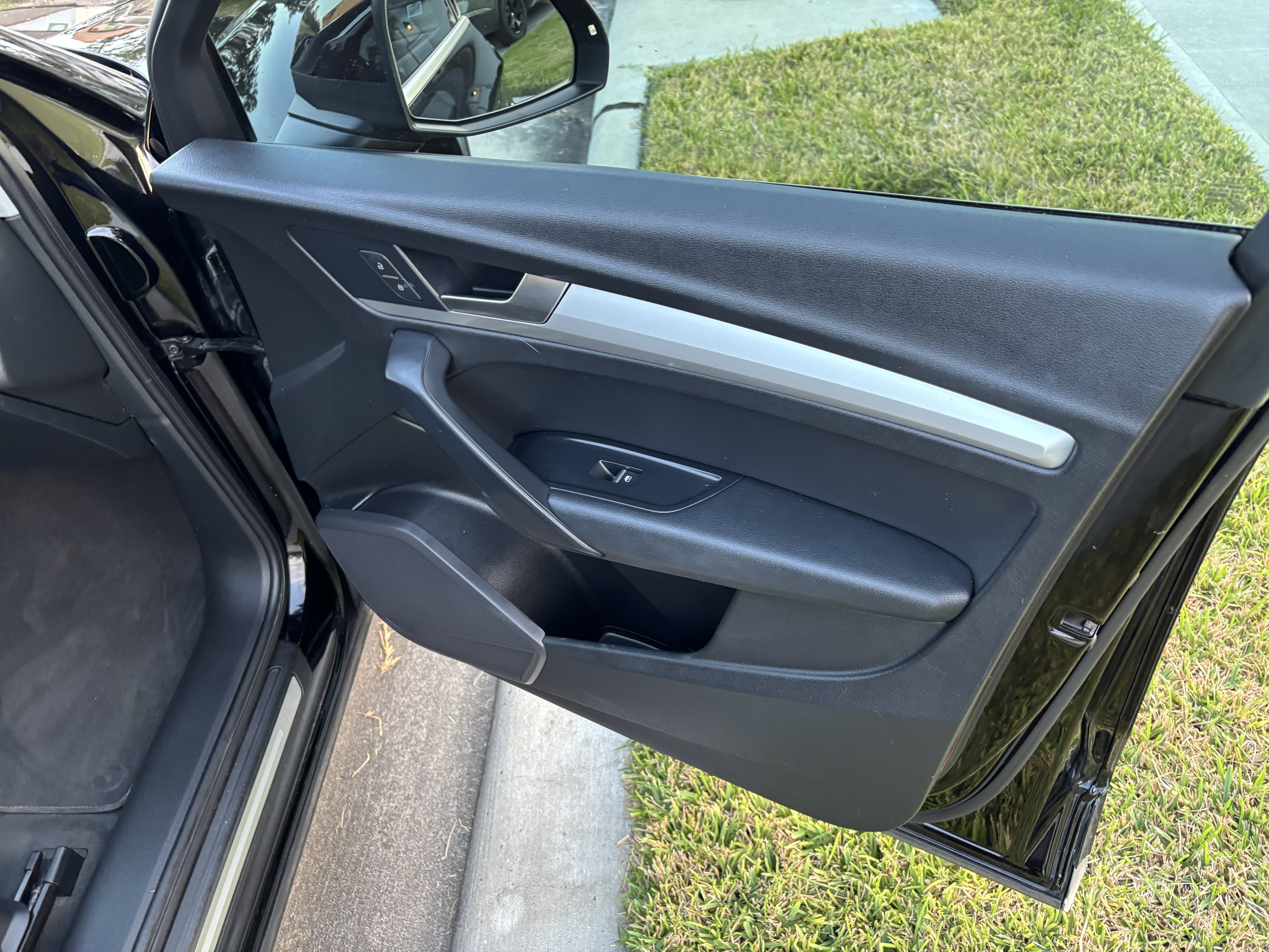 Used 2018 Audi Q5 2.0T Premium AWD/4WD image 6