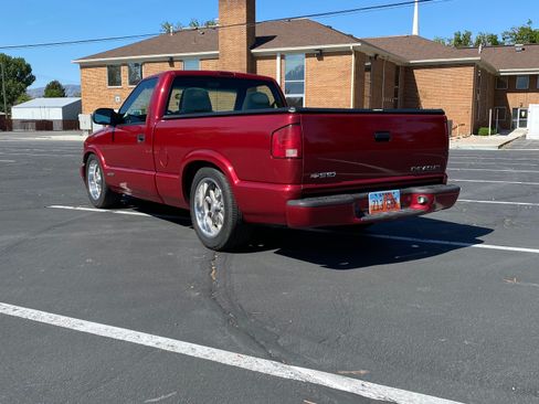 Used 2001 Chevrolet S10 Pickup LS w/ Preferred Equipment Group RWD image 6