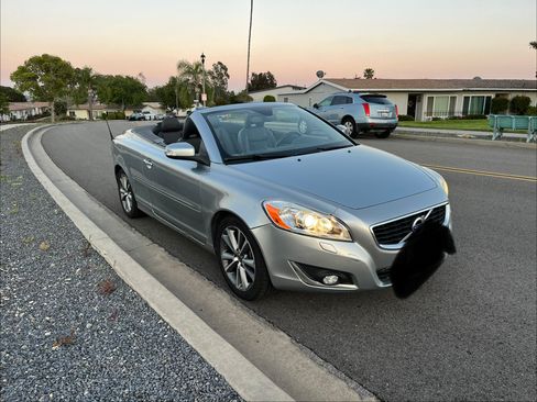 Used 2013 Volvo C70 T5 image 10