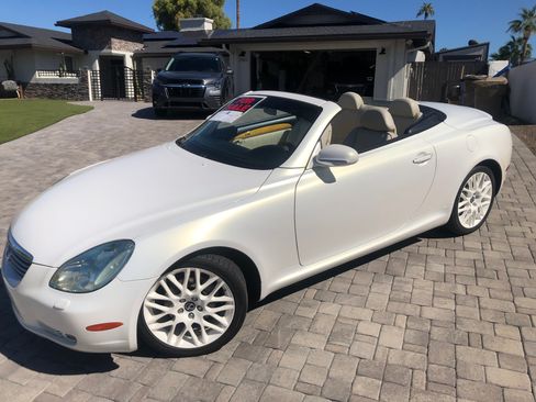 Used 2005 Lexus SC 430 Convertible image 1