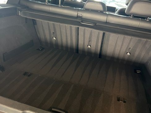 Used 2017 BMW X5 xDrive40e image 14