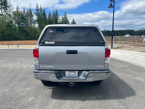 Used 2012 Toyota Tundra Limited AWD/4WD image 9