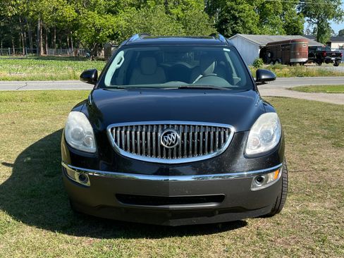 Used 2011 Buick Enclave CXL FWD image 5