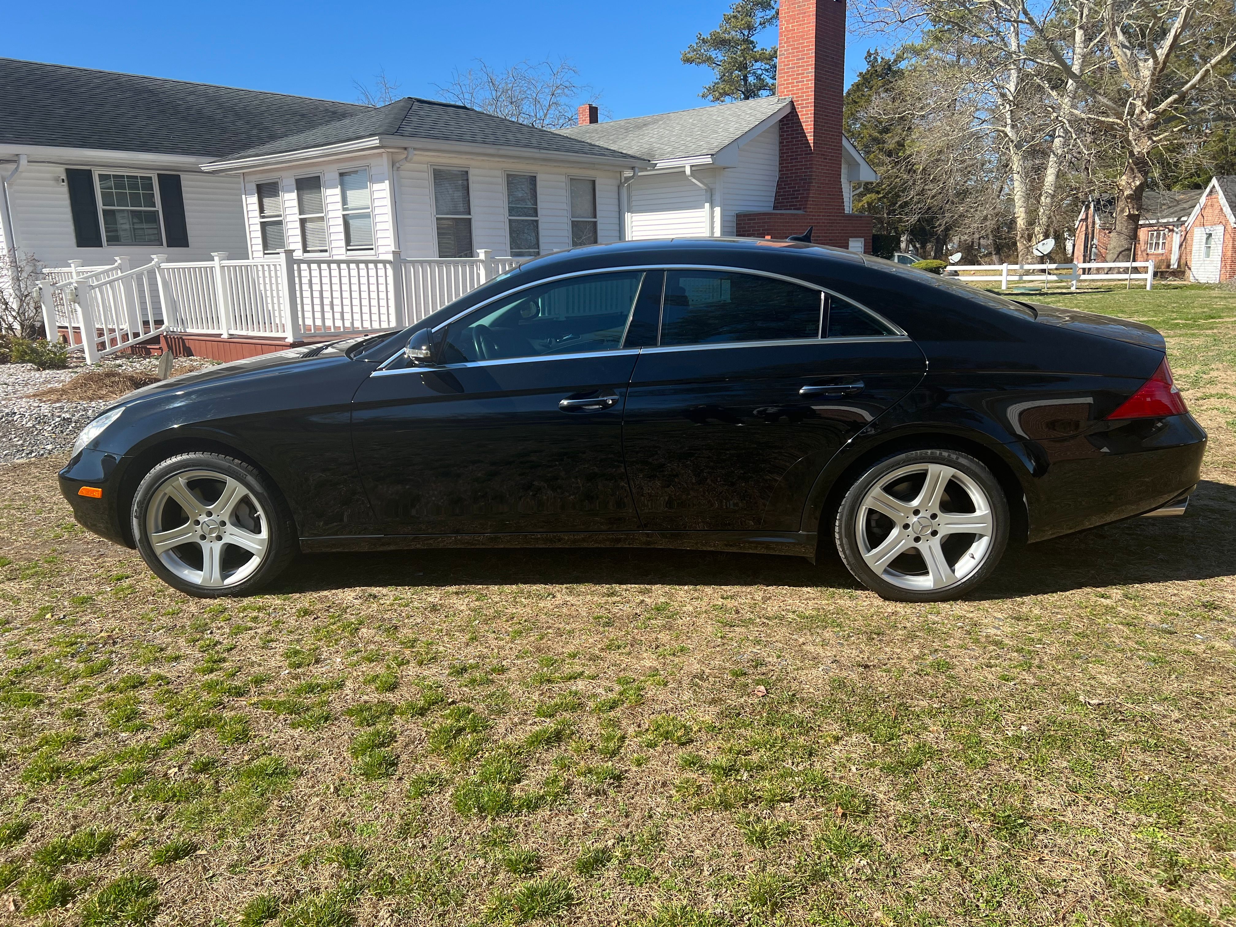 Used 2007 Mercedes-Benz CLS 550 image 2