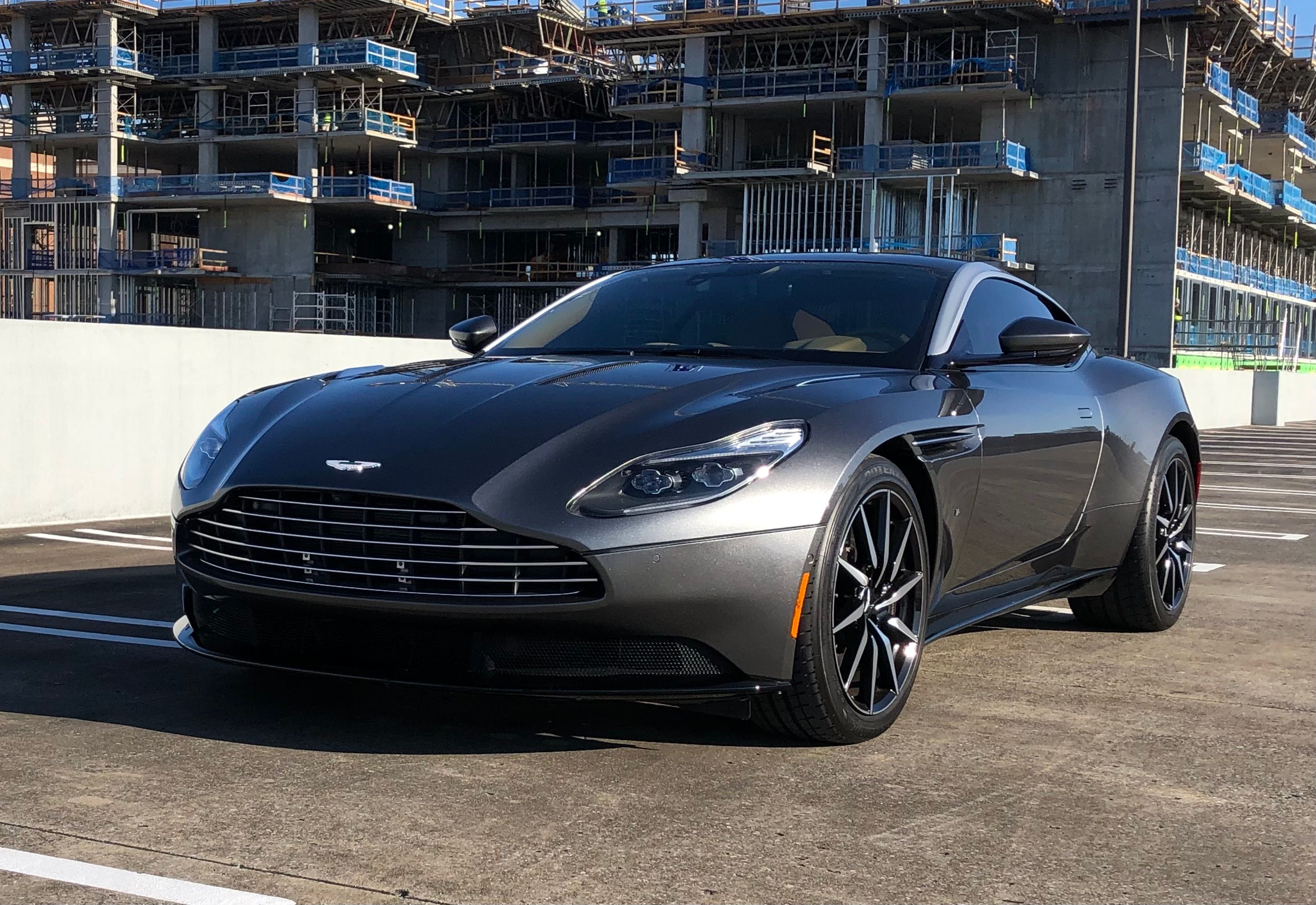 Used 2017 Aston Martin DB11 V12 RWD image 2