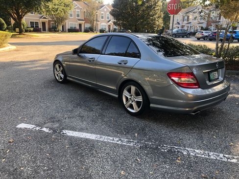 Used 2011 Mercedes-Benz C 300 Sedan image 5