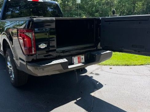 Used 2025 Ford F150 King Ranch w/ FX4 Off-Road Package AWD/4WD image 12