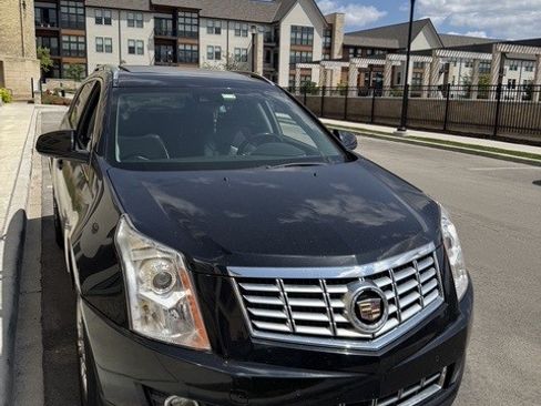 Used 2016 Cadillac SRX Luxury w/ Driver Awareness Package AWD/4WD image 4