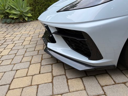 Used 2023 Chevrolet Corvette Stingray Premium Conv w/ Stealth Interior Trim Package RWD image 22