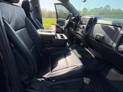 Used 2018 Chevrolet Silverado 1500 LT image 10