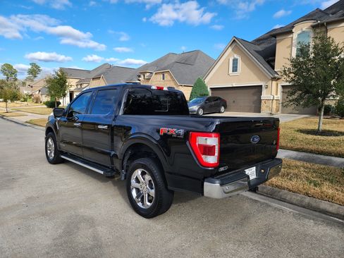 Used 2022 Ford F150 Lariat w/ Max Trailer Tow Package image 8
