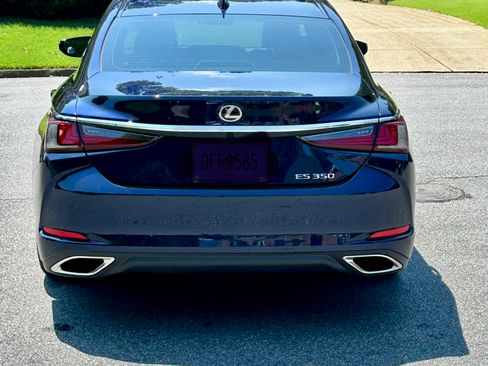 Used 2025 Lexus ES 350 w/ Premium Package FWD image 9