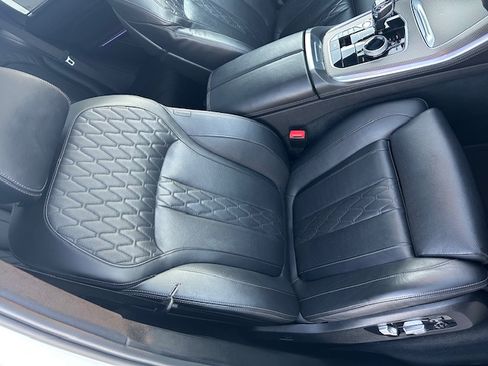 Used 2022 BMW X5 xDrive40i w/ M Sport Package image 30