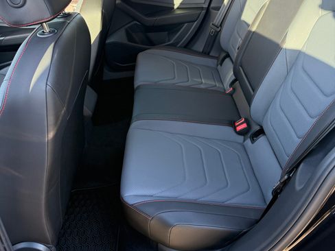 Used 2025 Volkswagen Jetta GLI Autobahn image 11