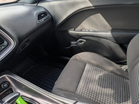 Used 2019 Dodge Challenger SXT w/ Cold Weather Group image 10