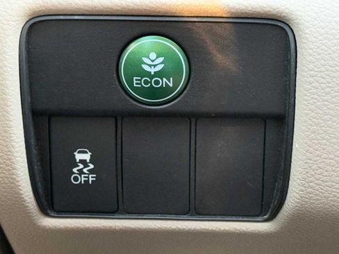 Used 2013 Honda Accord LX image 13