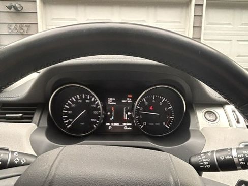 Used 2014 Land Rover Range Rover Evoque Pure Plus AWD/4WD image 9