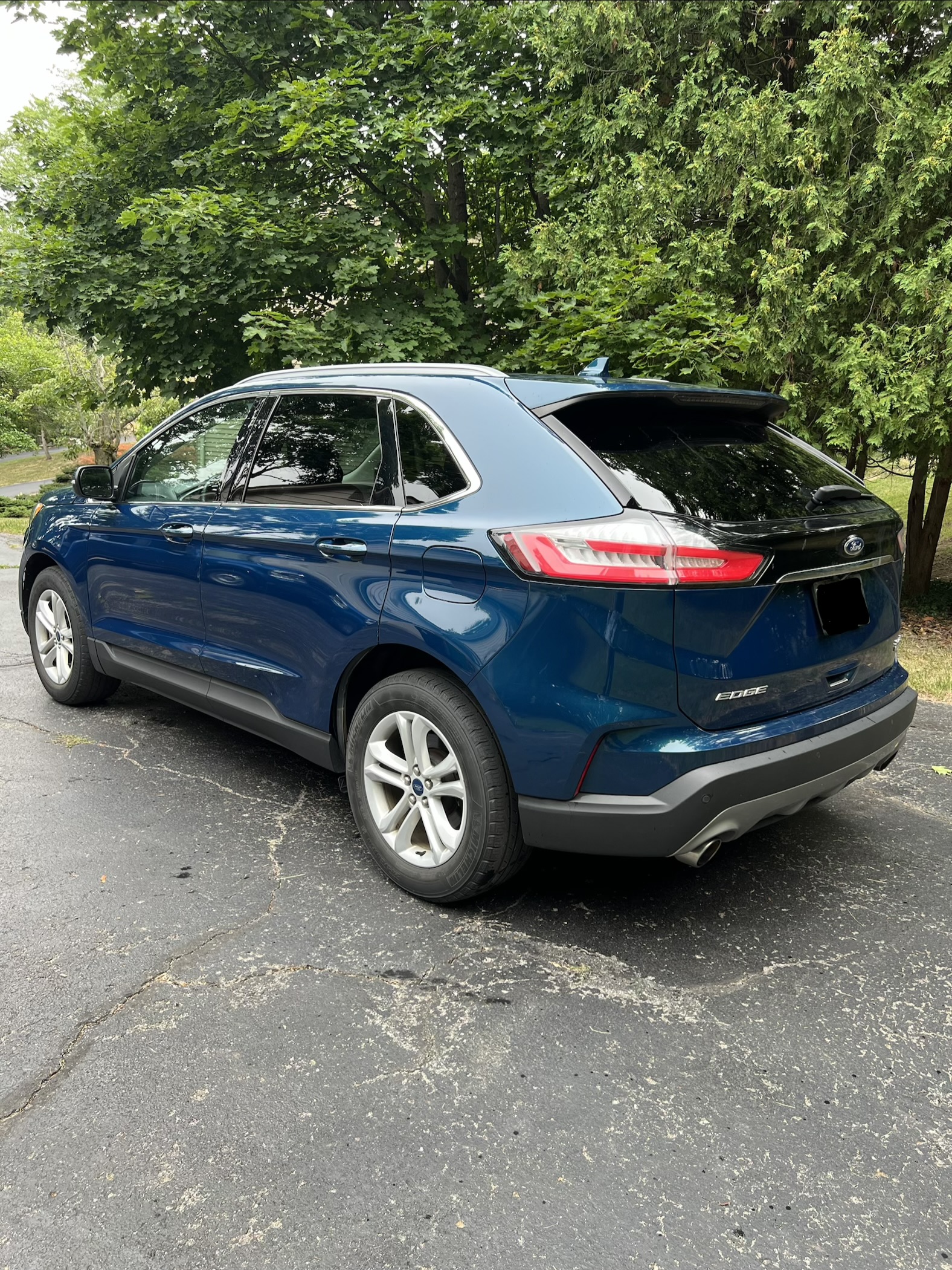 Used 2020 Ford Edge SEL w/ Convenience Package AWD/4WD image 5