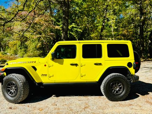 Used 2023 Jeep Wrangler Unlimited Rubicon w/ Xtreme 35 Tire Package image 21