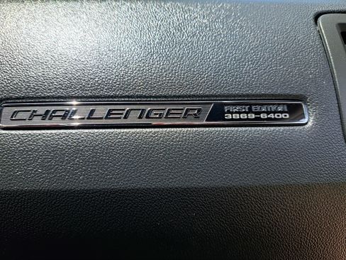 Used 2008 Dodge Challenger SRT8 image 8