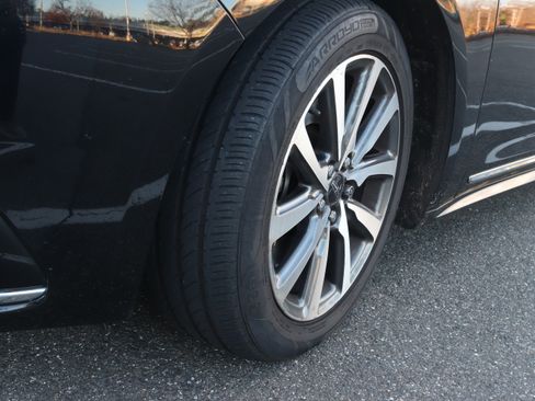 Used 2019 Lincoln Continental w/ Equipment Group 500A image 13