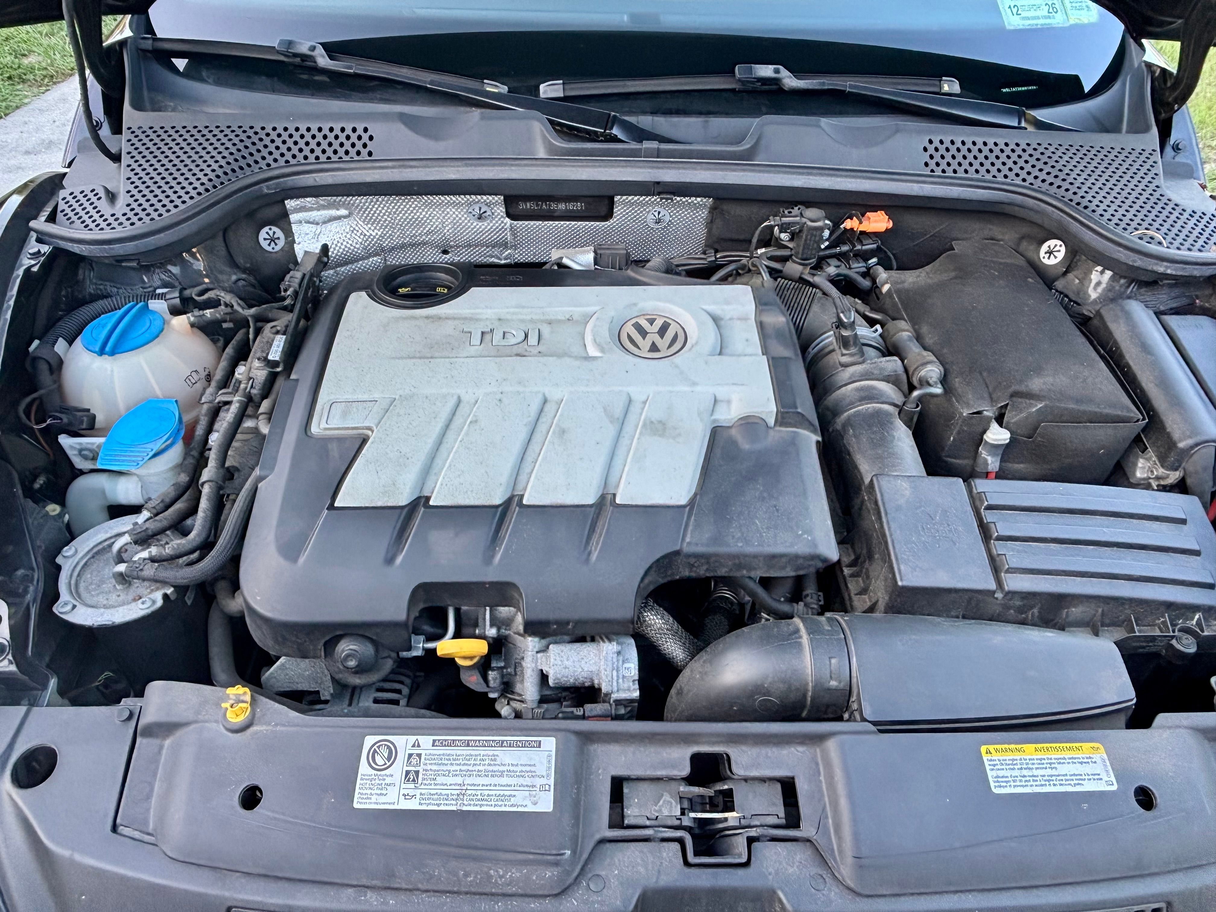 Used 2014 Volkswagen Beetle TDI FWD image 21