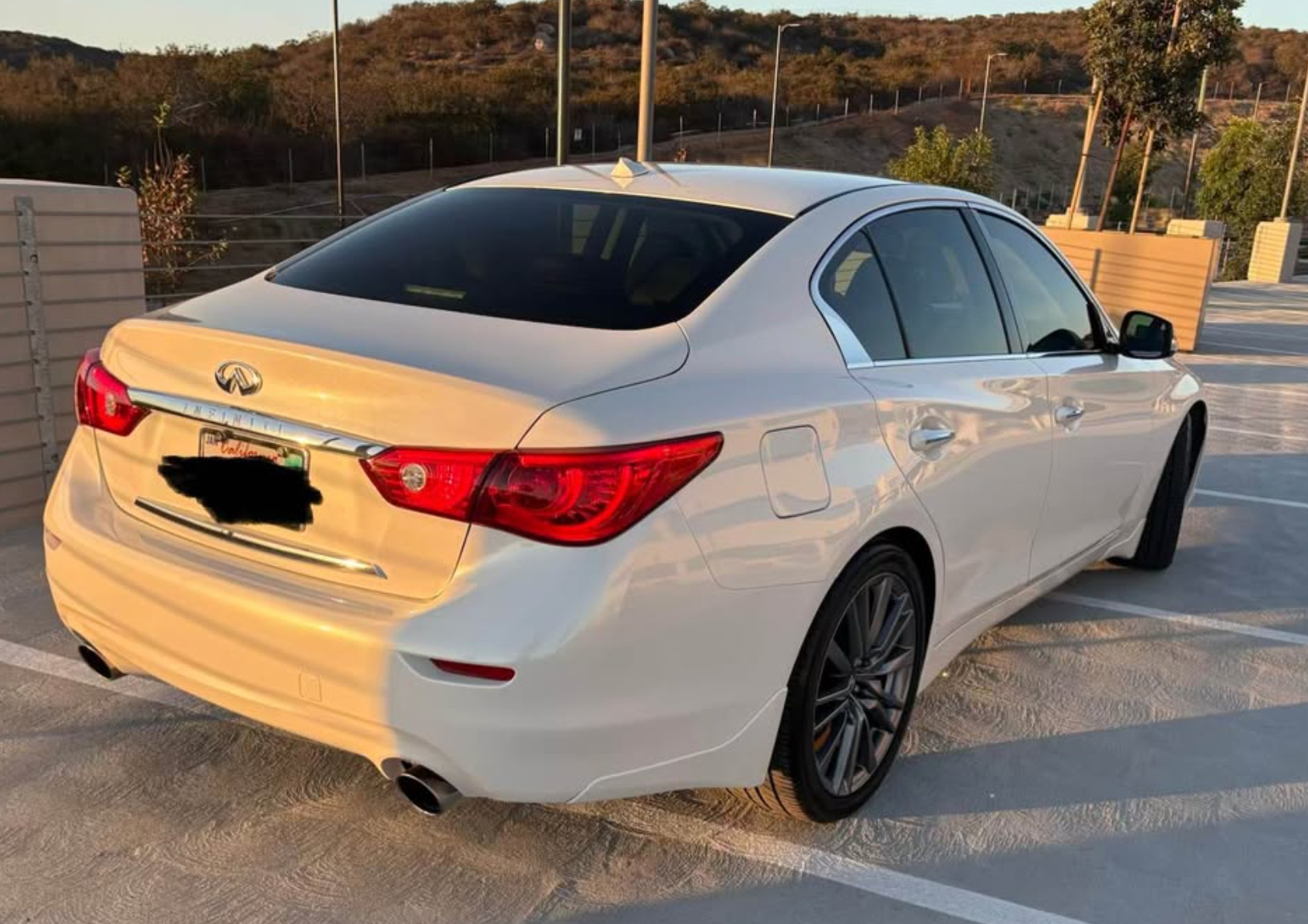 Used 2017 INFINITI Q50 Sport RWD image 5