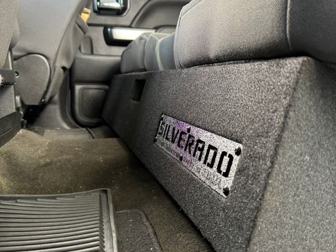 Used 2018 Chevrolet Silverado 1500 LT w/ Texas Edition RWD image 12